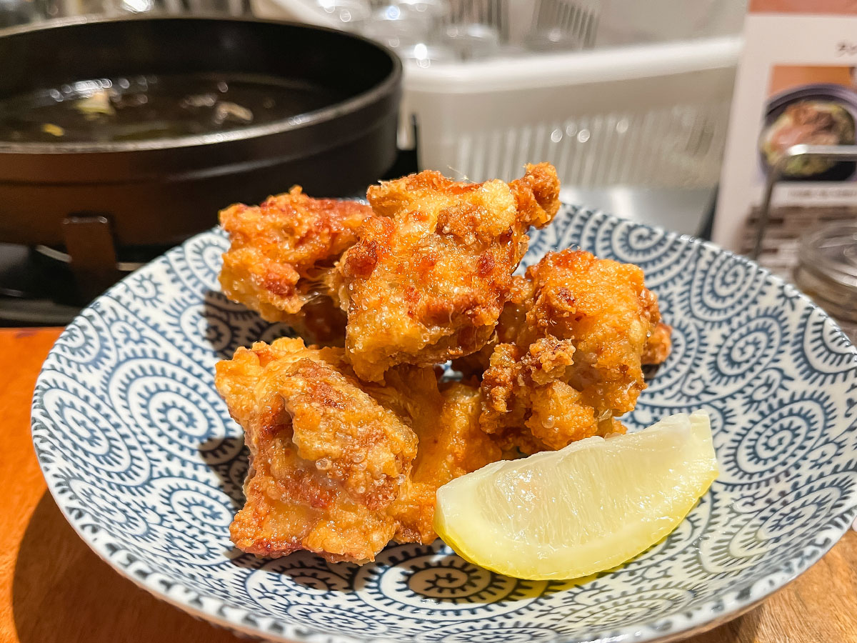 「さぶろうべい」でとりかわ、かきフライ、唐揚げ、名代白菜鍋(若鶏)食べた！／石川県金沢市