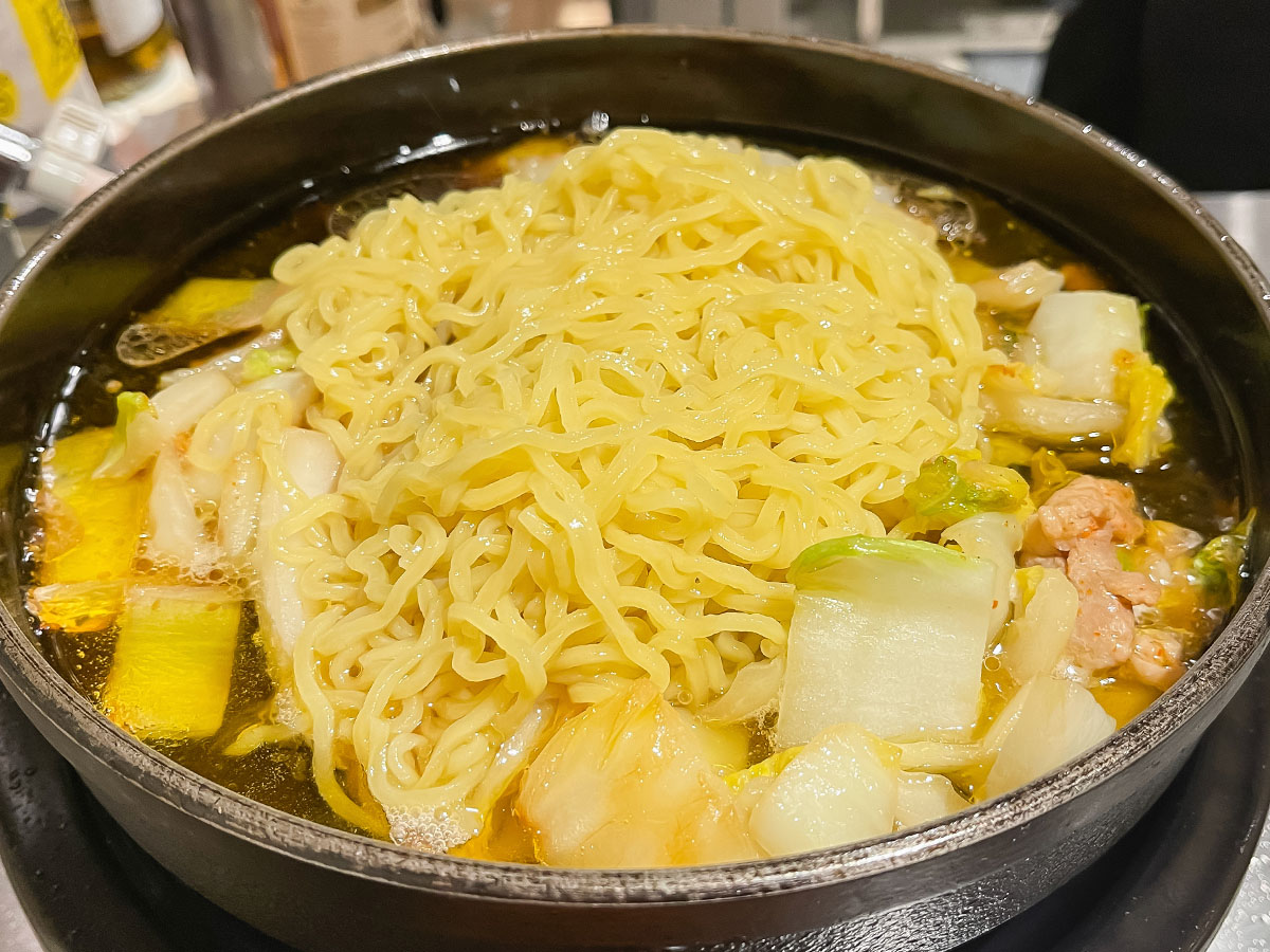 「さぶろうべい」でとりかわ、かきフライ、唐揚げ、名代白菜鍋(若鶏)食べた！／石川県金沢市