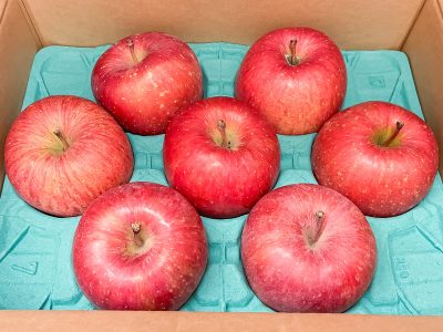 アークス(9948)の株主優待で、青森県産「飛馬りんご」がきたよ!