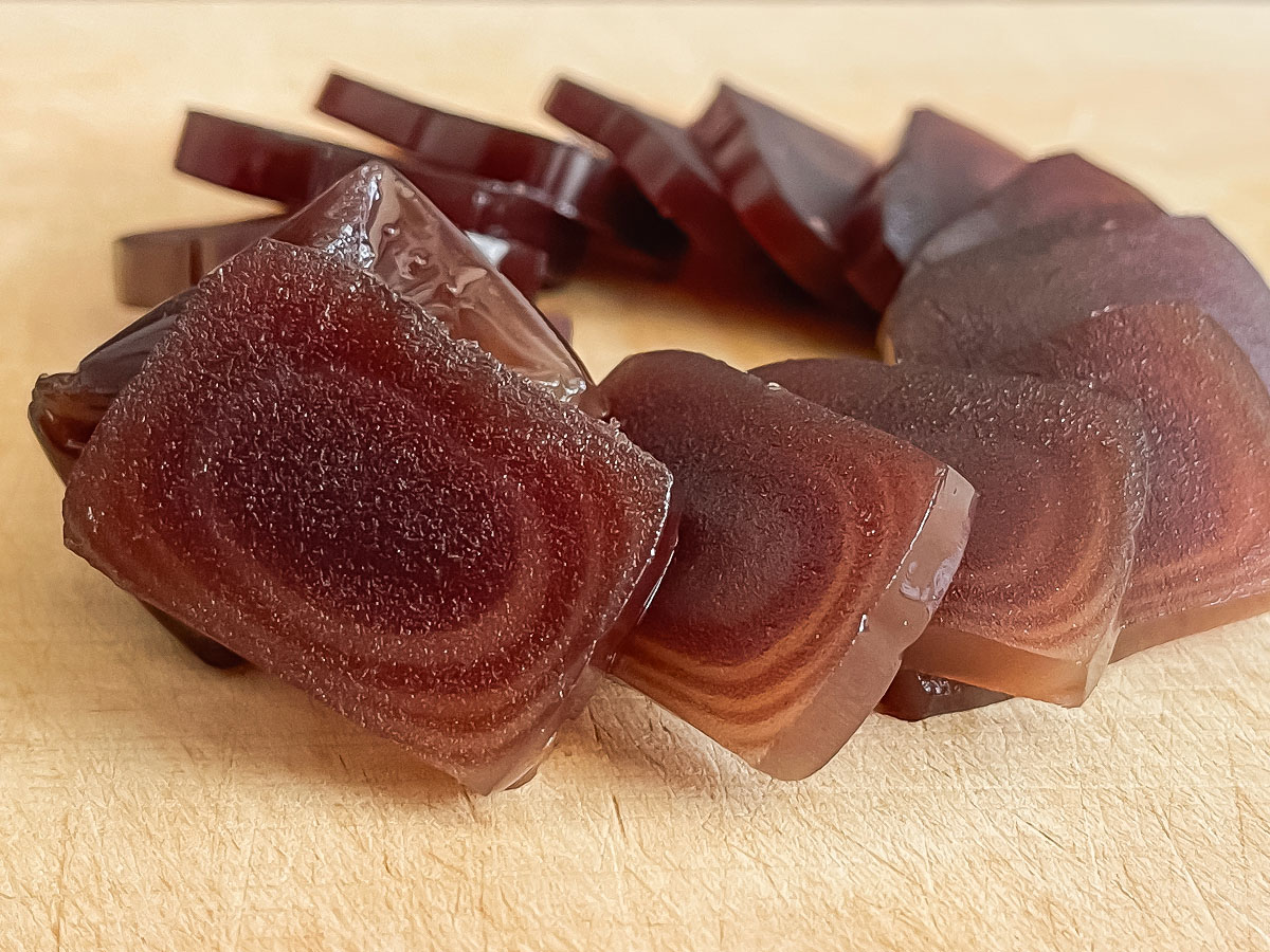 「鈴木亭」の年輪を模した杢目羊羹(もくめようかん)買ってみた！／富山県土産