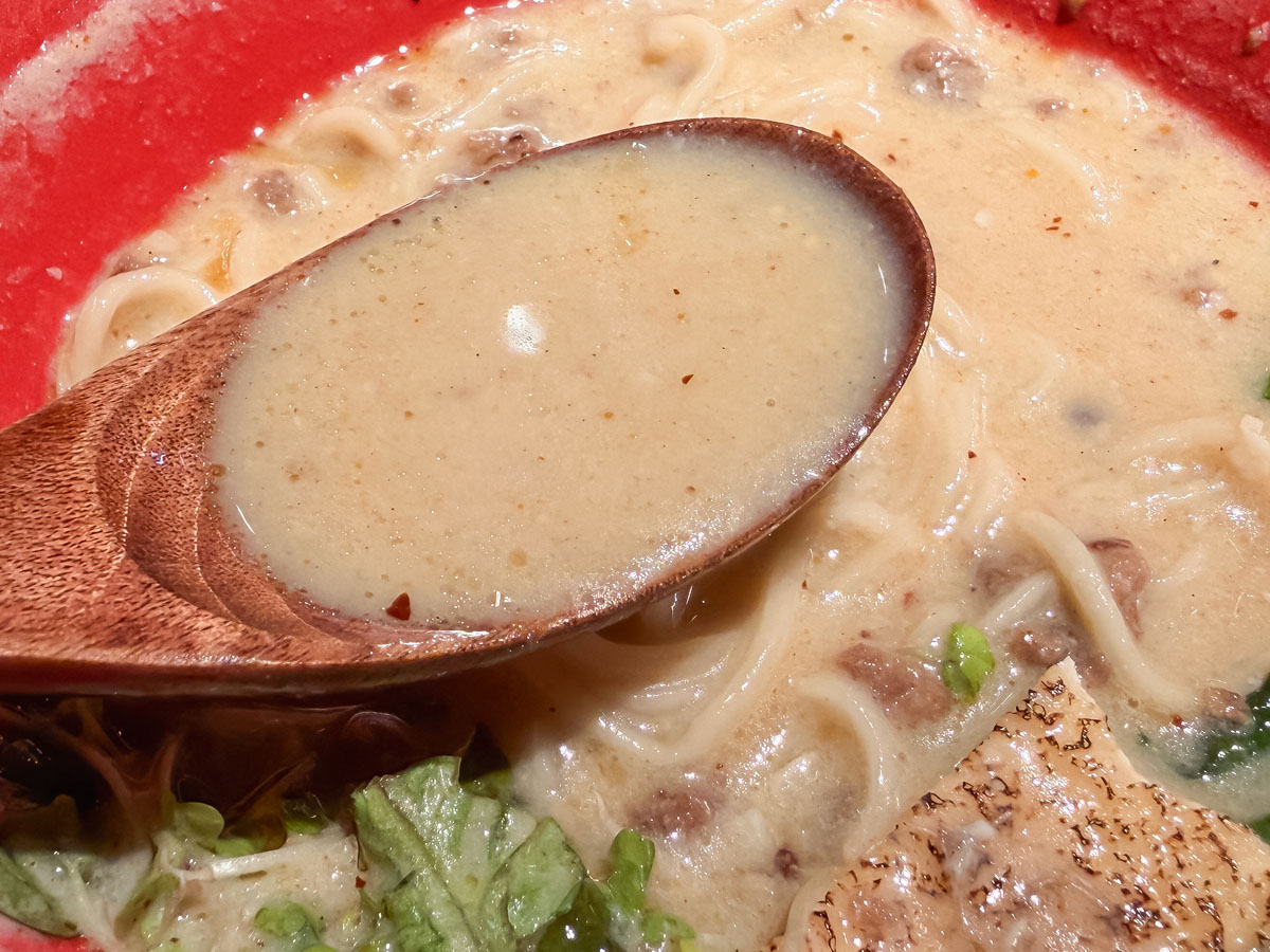 「和音(わおん)」で"にぎり寿司8貫セット"と"みそ麹らーめん"食べたよ!/ベースゲート横浜関内