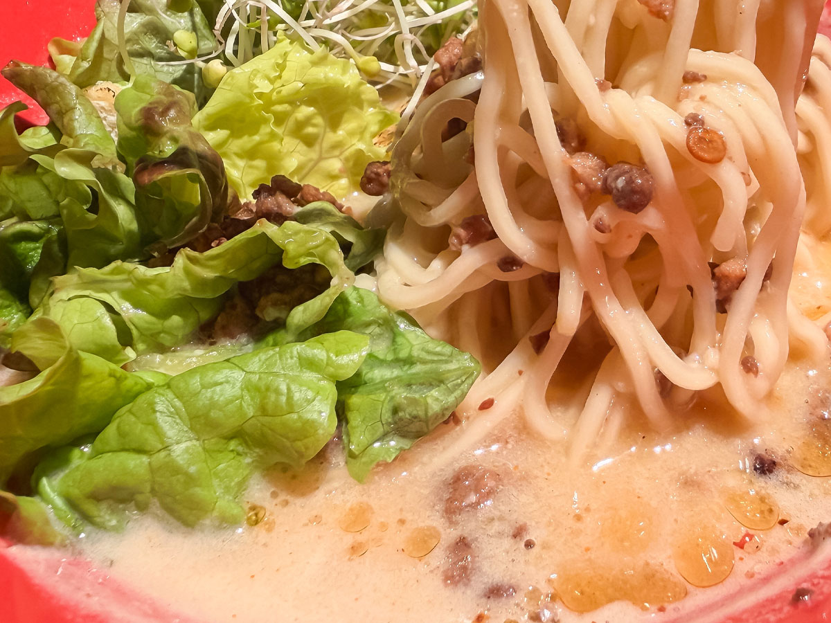 「和音(わおん)」で"にぎり寿司8貫セット"と"みそ麹らーめん"食べたよ!/ベースゲート横浜関内