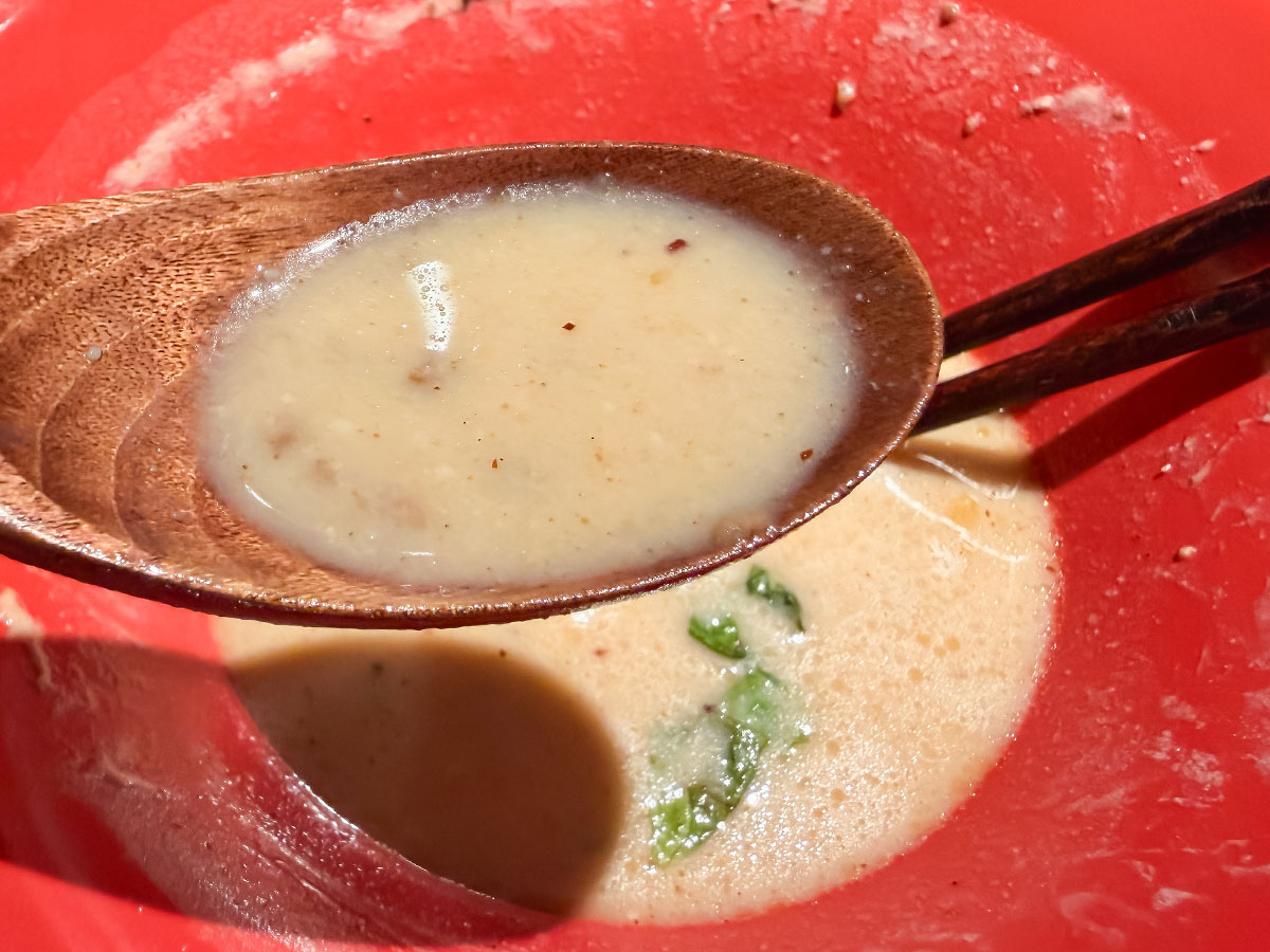 「和音(わおん)」で"にぎり寿司8貫セット"と"みそ麹らーめん"食べたよ!/ベースゲート横浜関内