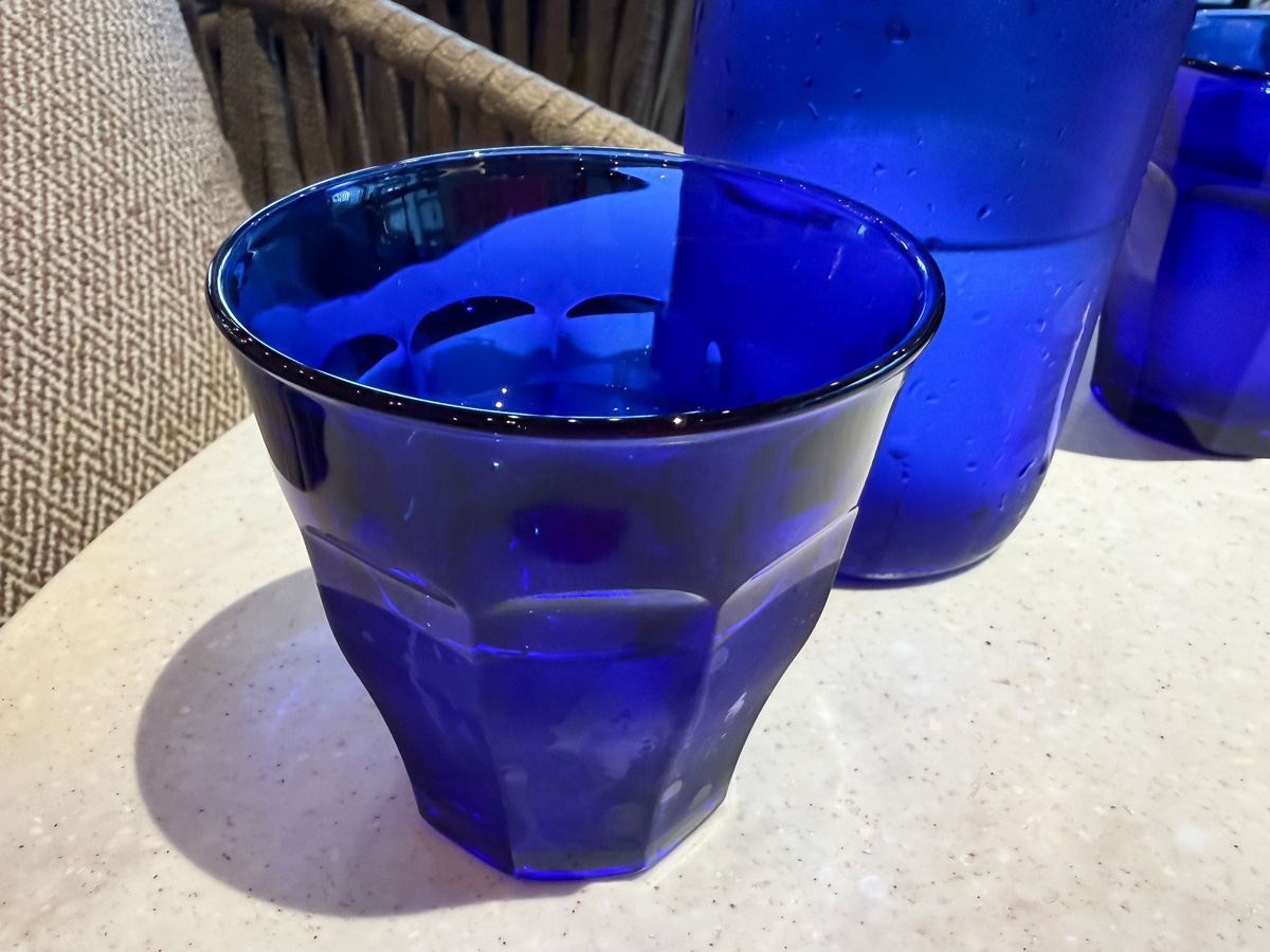 「The TRATTORIA SALVATORE CAFE」で朝食のベイサイドクラムチャウダー、クロワッサンベーコンエッグ食べた／ベースゲート横浜関内